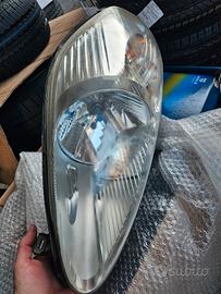 faro grande punto sx