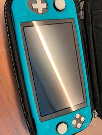 Nintendo switch lite con 2 giochi