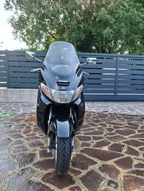 Suzuki burgman 400