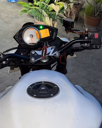 Moto Kawasaki Z750 potenziato