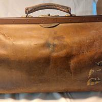 Antica borsa da viaggio