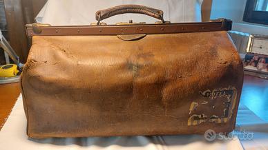 Antica borsa da viaggio