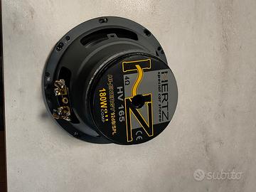 cassa stereo per auto