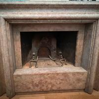 Camino con vero marmo reale