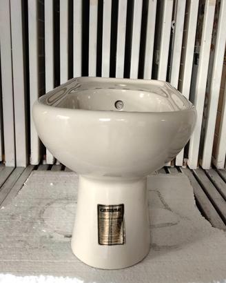 Bidet a terra, "Sintesi",Cesame,colore champagne