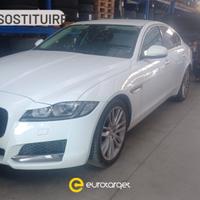 JAGUAR XF 2.0 D 180 CV AWD aut. Prestige