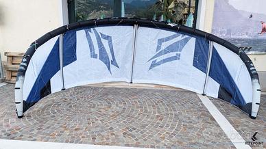 Vela kitesurf NAISH PIVOT Q 9.0 2026 usata
