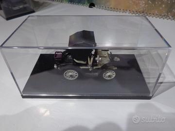 automodello RIO 1:43 Fiat