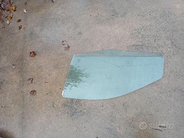 Vetro portiera fiat punto