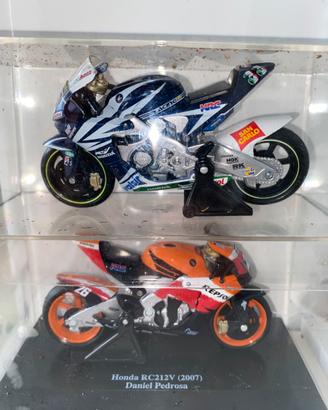 Moto Pedrosa e Melandri 2007 in miniatura