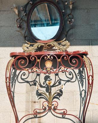 Consolle in ferro anni 50 con specchiera e fiori