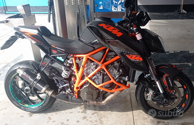 Ktm 1290 superduke r 2015