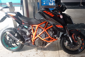 Ktm 1290 superduke r 2015