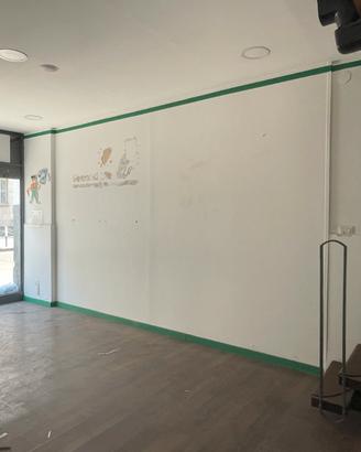 Bottega Con Soppalco Zona Tribunale