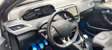 Peugeot 208 gt turbo