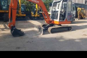 escavatore Hitachi 35 quintali