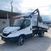 Iveco Daily Ribaltabile con gru