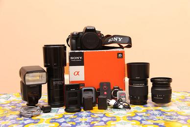 Sony SLT Alpha 33  + lens e accessori