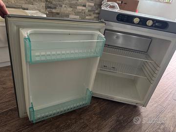 Disponibili vari pezzi interno camper