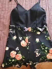 vestito corto nero con fiori