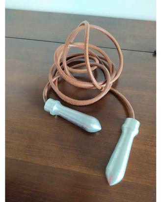 Corda per saltare per allenamento