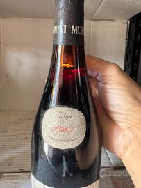 Bottiglia vino barbaresco giovannini moresco 1967