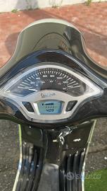 Vespa primavera  150cc