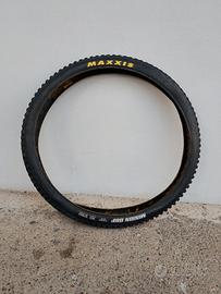 copertone singolo maxxis Minion dhf 
