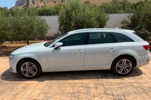 AUDI A4 AVANT 2017