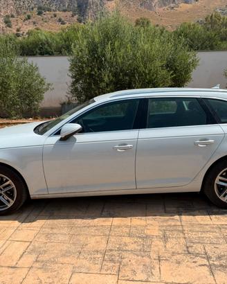 AUDI A4 AVANT 2017