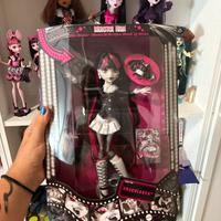 Monster High Dracualura Reel Drama