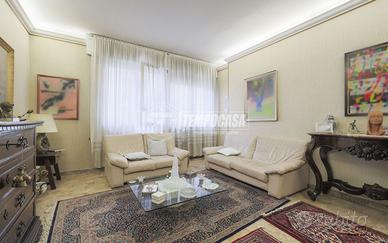 Appartamento 3 camere da letto si contesto signori