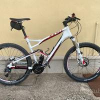 MTB Cannondale Jekyll