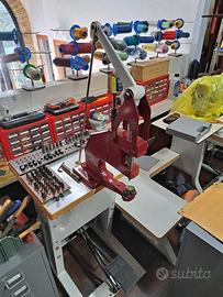 Torchietto per pelletteria