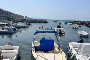 Barca Tonnetto open con motore e carrello