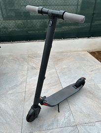 Monopattino SEGWAY ES2
