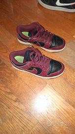 scarpe nike nere e bordeaux 