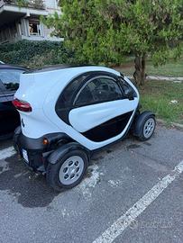 TWIZY AL PREZZO DI UNA BICI
