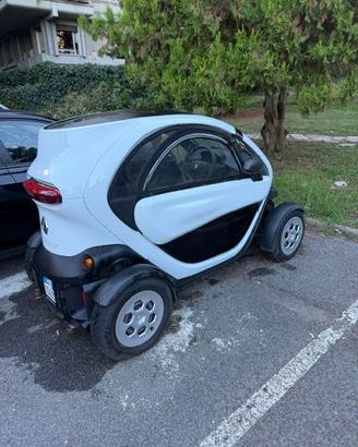 TWIZY AL PREZZO DI UNA BICI