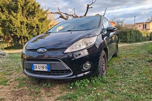 ford fiesta  GPL 