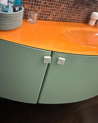 Mibile da bagno completo di lavabo