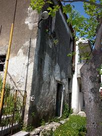 Rustico / Casale di 70 m² con 2 locali a Montoro