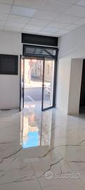 Locale commerciale / ufficio