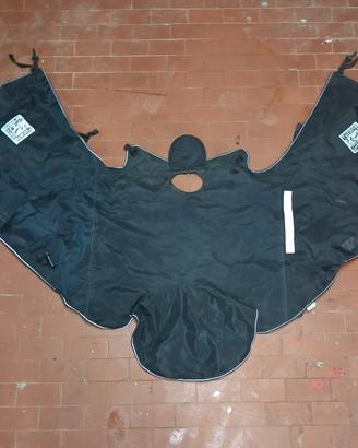 Coprigambe Tucano Urbano originale per scooter – B