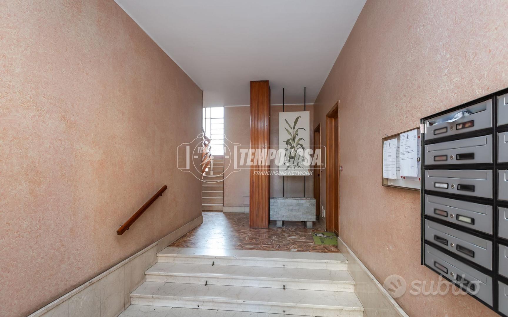 Apartment in Chieri, Torino - Vista 2