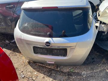 portellone opel mokka
