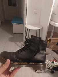 dr martens 35 nero bambian originale. 