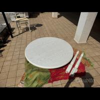 Tavolo cucina e 4 sedie