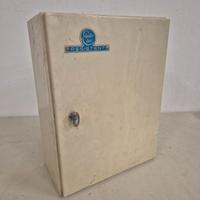 CASSETTA ARMADIETTO MEDICINALI ANNI 50 VINTAGE