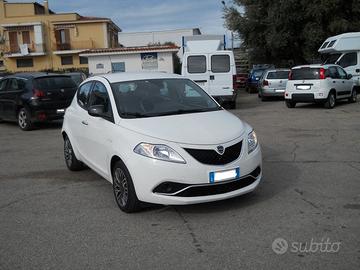 LANCIA YPSILON 1200 GOLD